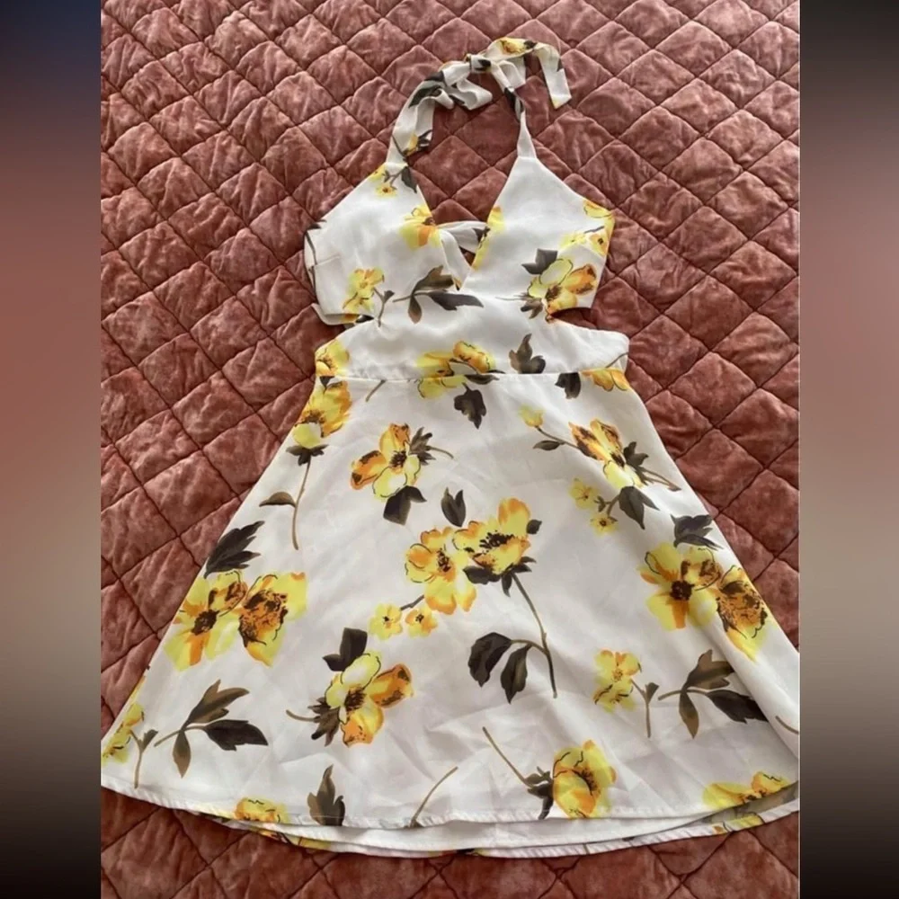 Revolve Floral Dress - Picture 2 of 3
